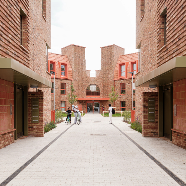Farmstead Road, London Borough of Lewisham for Phoenix Community Housing with Buxton Building Contractors, Metropolitan Workshop, Jubb, BPTW, Potter Raper, Etude, LUC and PJR